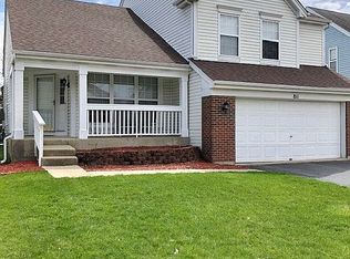 811 Violet Cir, Naperville, IL 60540