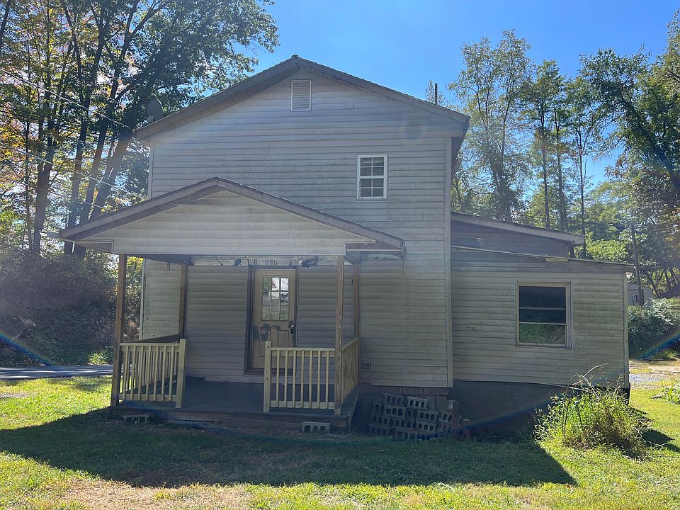 1st image of 39 Bressler Rd