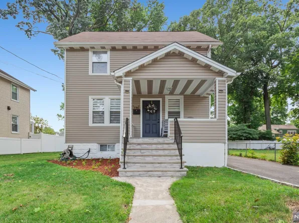 330 Washington Pl, Englewood, NJ 07631