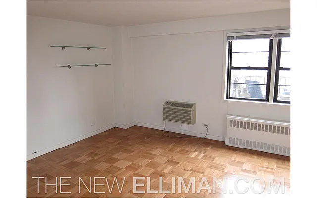 Rented by Douglas Elliman | media 23