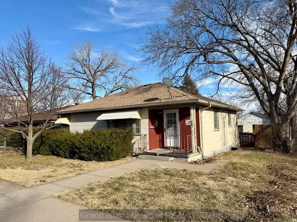 1109 W 4th St, McCook, NE 69001