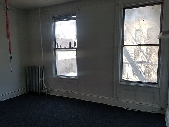 4th image of 26-18 4th St #1