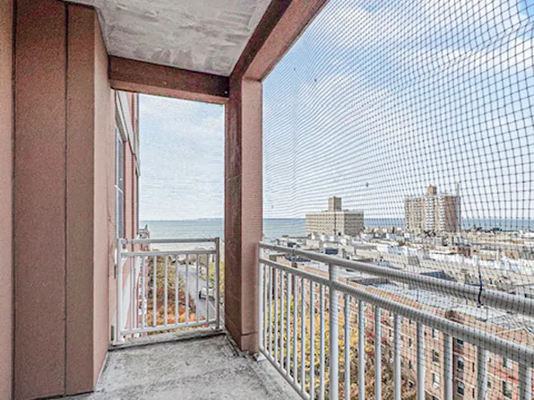 50 Oceana Drive image 4 of 19