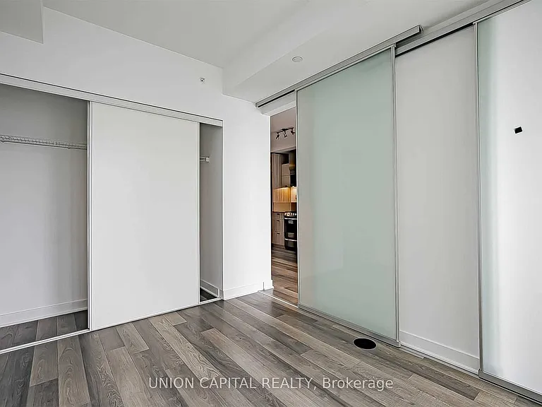 290 Adelaide St W #2406 — Photo 6