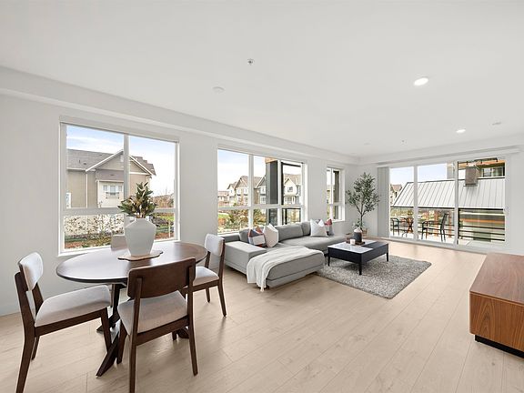 4th image of 1792 Starling Dr #219