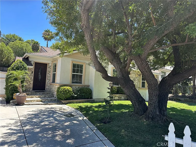 5322 Don Pio Dr — Photo 2