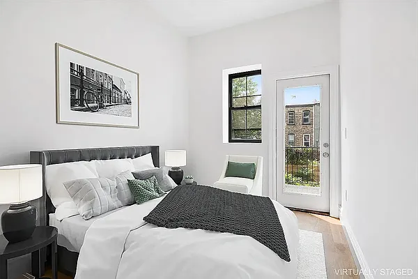 Bedroom, photo 2