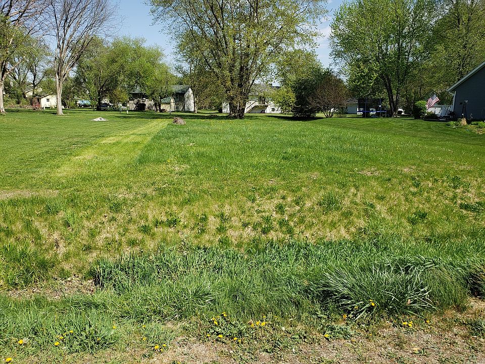 1st image of 234 Picadilly Dr SE