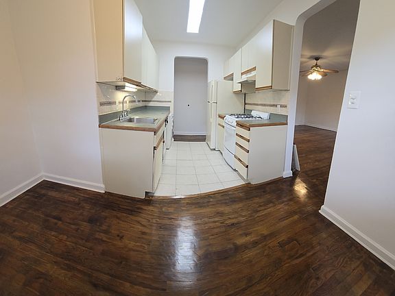 4th image of 209-02 34th Ave #10A