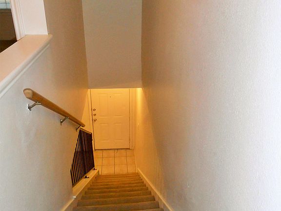 5th image of 709 S Amy Ln APT D