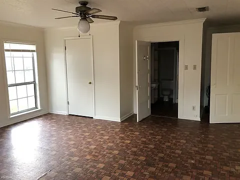 2 bed, 2128 sqft, $1,200 — Photo 3
