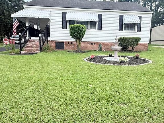 2nd image of 3386 Mary Dr