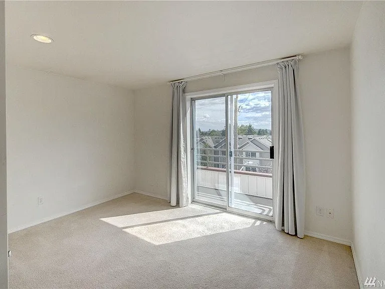 1124 N 92nd St #205 — Photo 10
