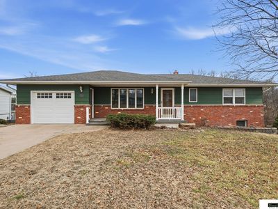 260 N 10th St, Tecumseh, NE, 68450