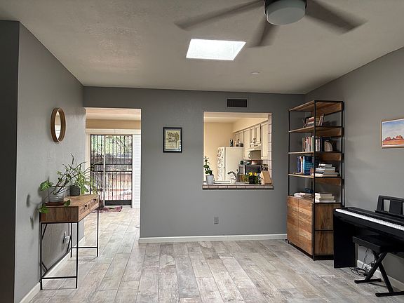5th image of 2872 W Jennie Ln