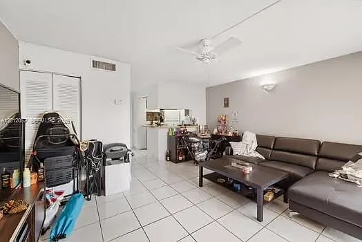 Building Photo - 7151 Miami Lakes Dr #P22