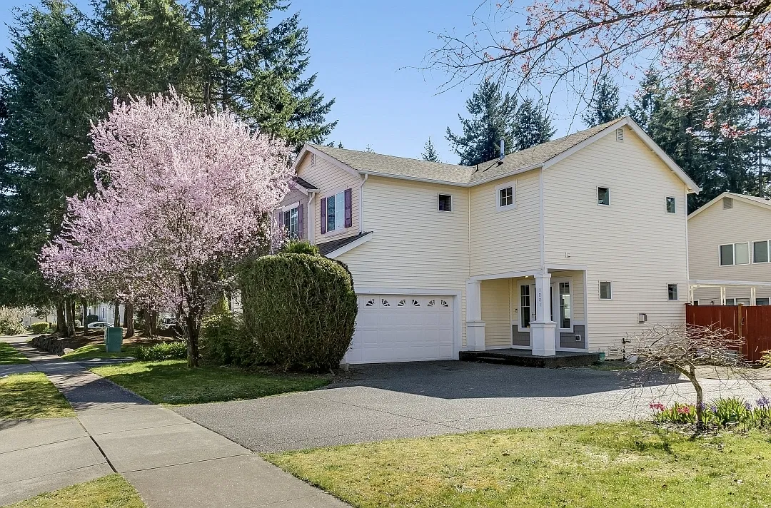 3 bed, 2.5 bath, 1631 sqft, $2,900 — Photo 3