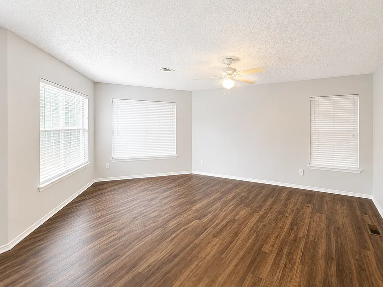 7903 Bramble Bush Dr — Photo 11