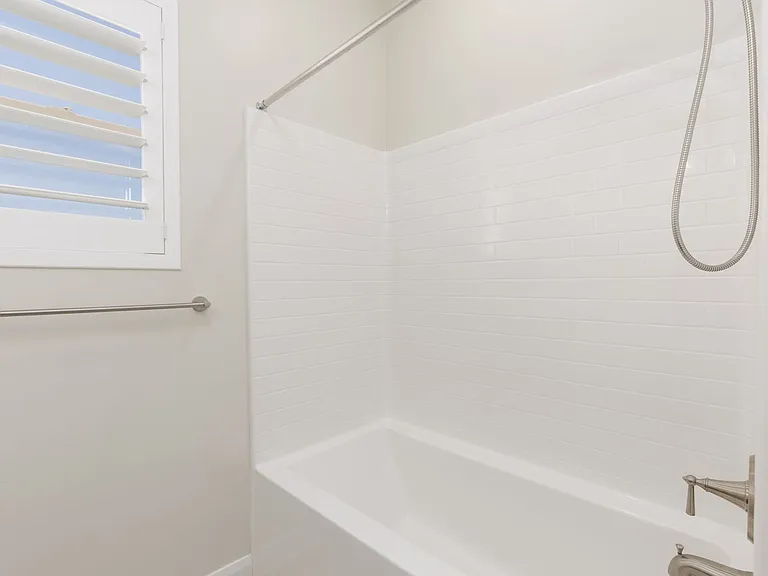 519 S Bracciano Dr — Photo 8