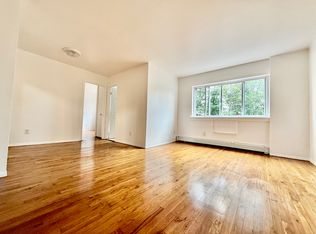 (Undisclosed Address), Yonkers, NY 10701