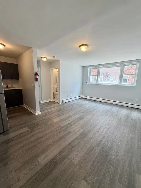 1 bed, $1,600 — Photo 2