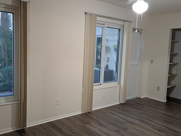 4th image of 2258 World Parkway Blvd W APT 10