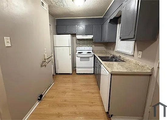 6526 White Horse Rd #3B — Photo 1
