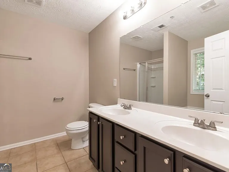 2020 Briar Creek Ct NE — Photo 15