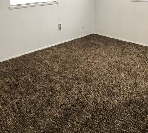 5th image of 10400 Lilac Ave