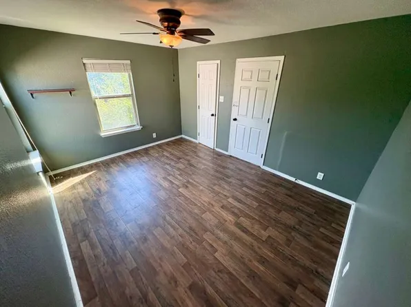 307 Cordero Dr, San Marcos, TX 78666