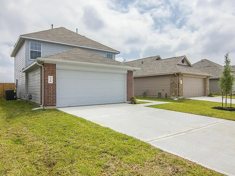 5710 Plantation Forest Dr — Photo 5