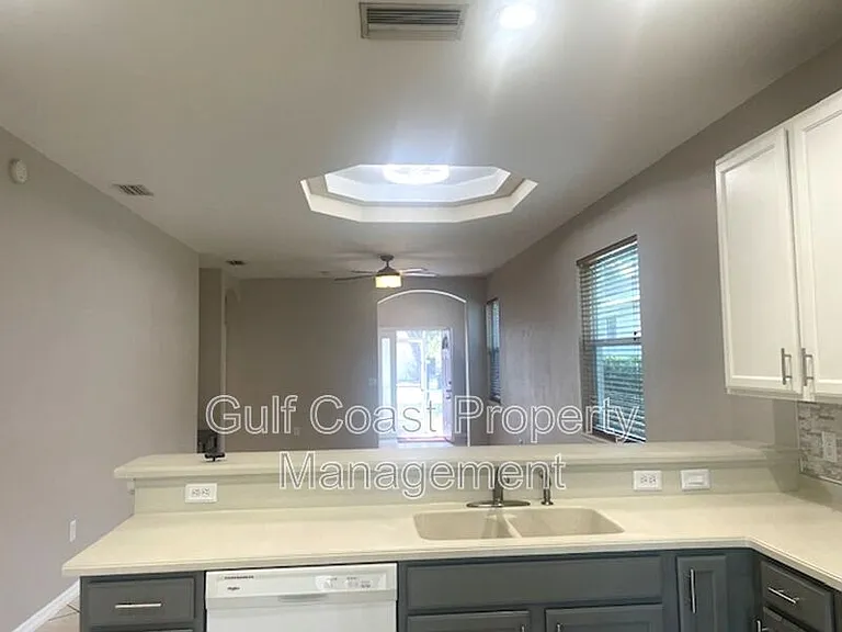 1457 Daryl Dr — Photo 10