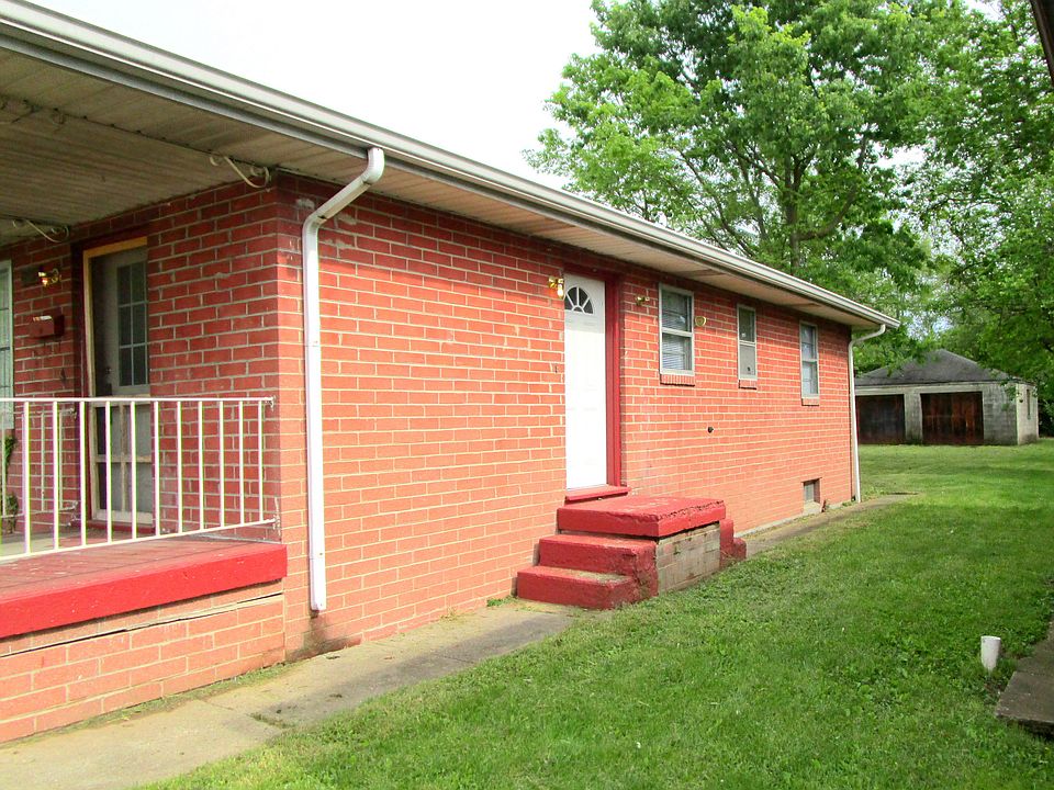 2nd image of 3331 W 9th St