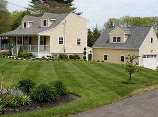 23 Peckham St, Rehoboth, MA 02769