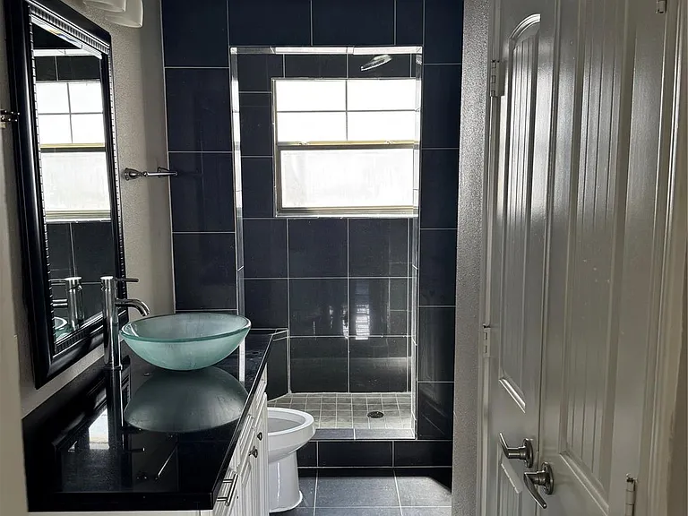 4414 La Branch St #5 — Photo 14