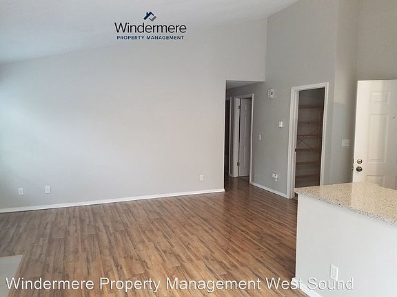 5th image of 7603 Concord Ln NE #201