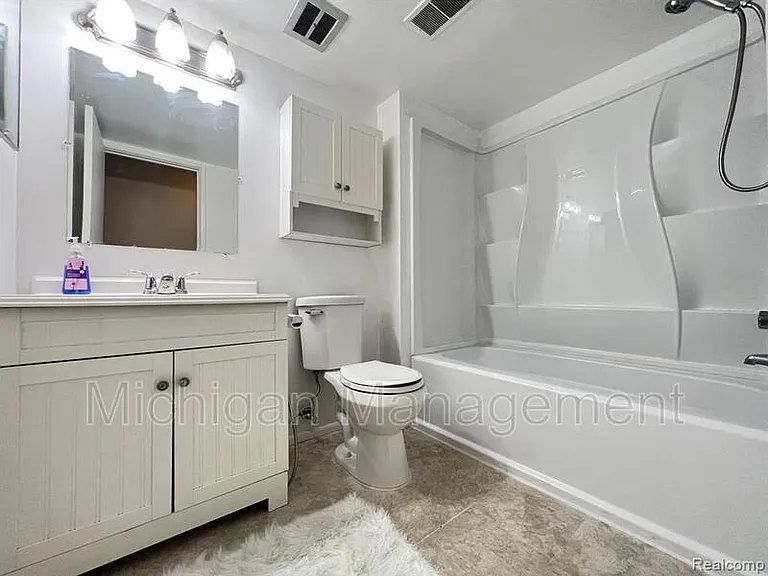 2152 Pauline Blvd #207 — Photo 17