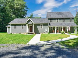10 Wallace Rd, Southampton, MA 01073