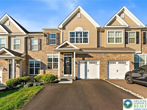 312 Redclover Ln, Allentown, PA 18104