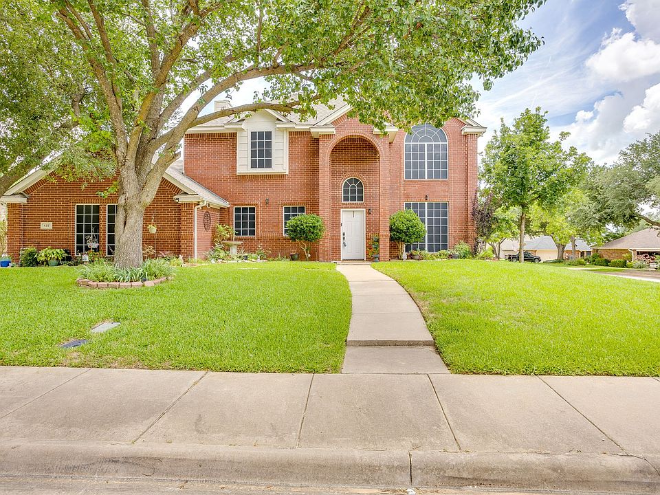 1st image of 435 Arbor Lawn Dr