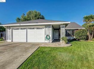 8 Spinnaker Ct, Pittsburg, CA 94565