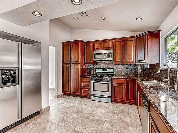 4th image of 311 Simon Bolivar Dr