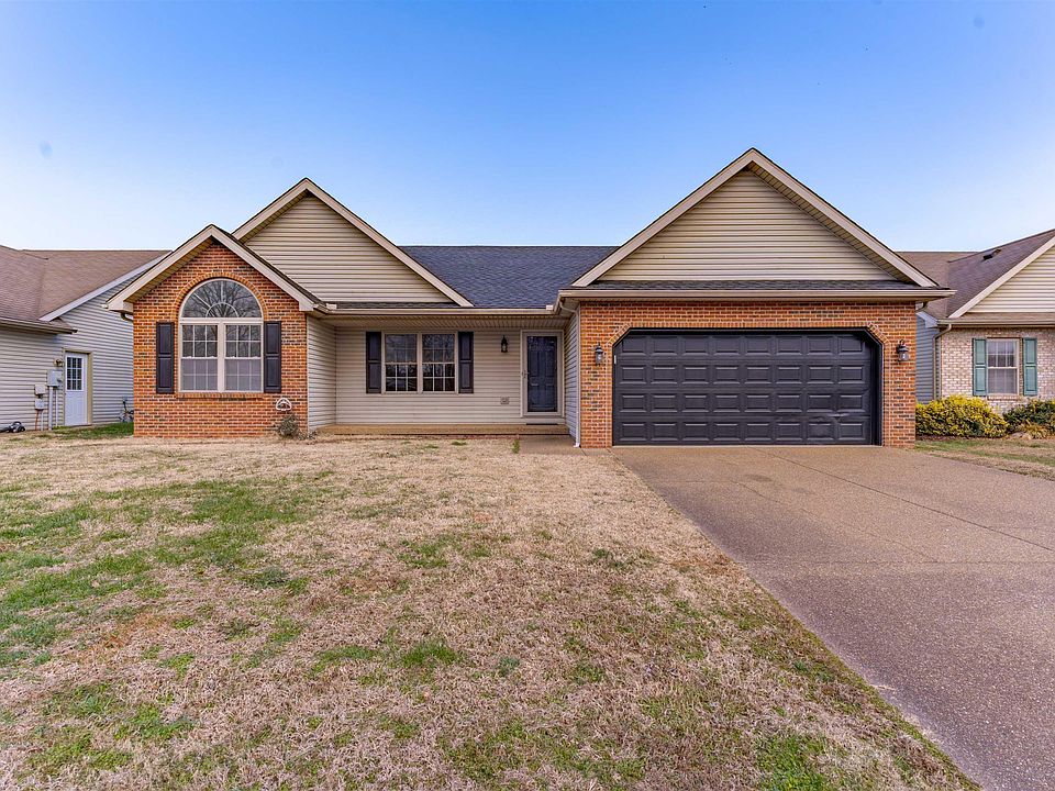 1st image of 700 Woodall Dr