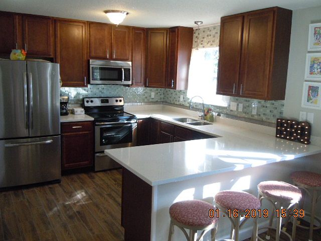 1st image of 114 Twin Oak Dr