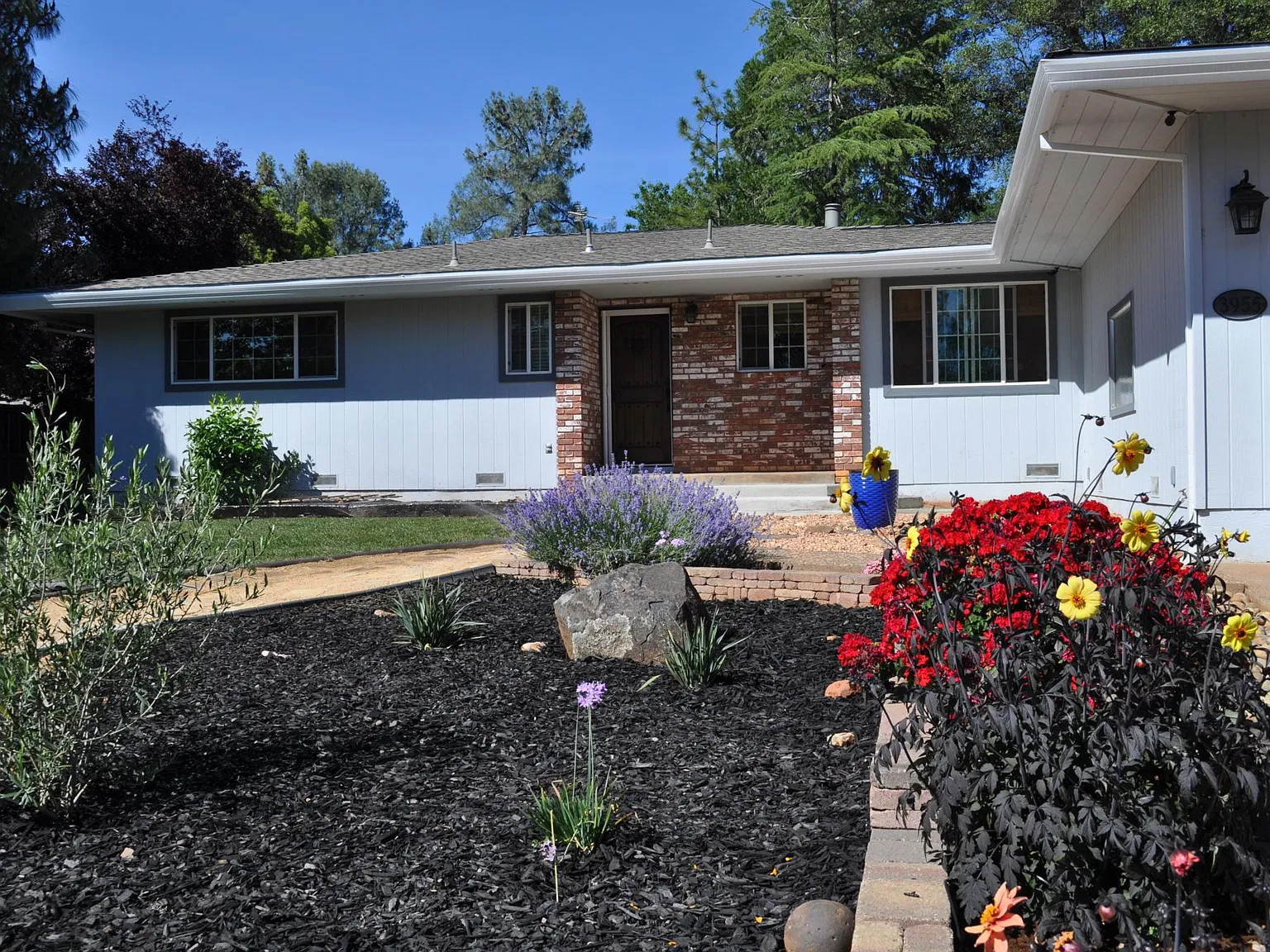 3955 Toronto Rd — Photo 2