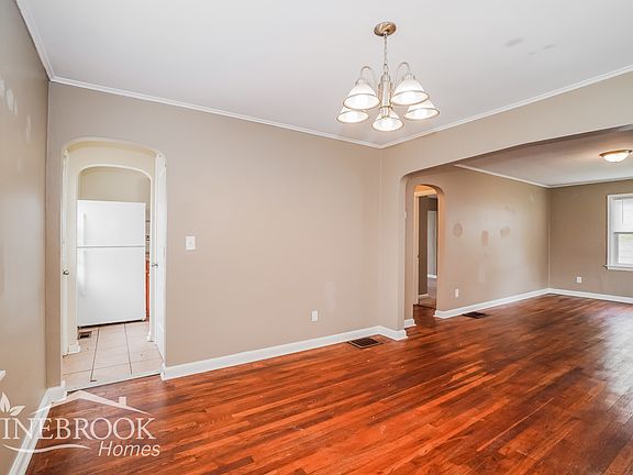 4th image of 1255 Republic Ave