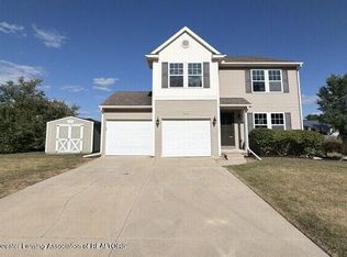 285 Poplar Ln, Mason, MI 48854
