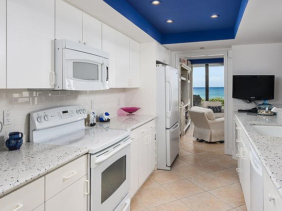 5th image of 2660 S Ocean Blvd APT N106