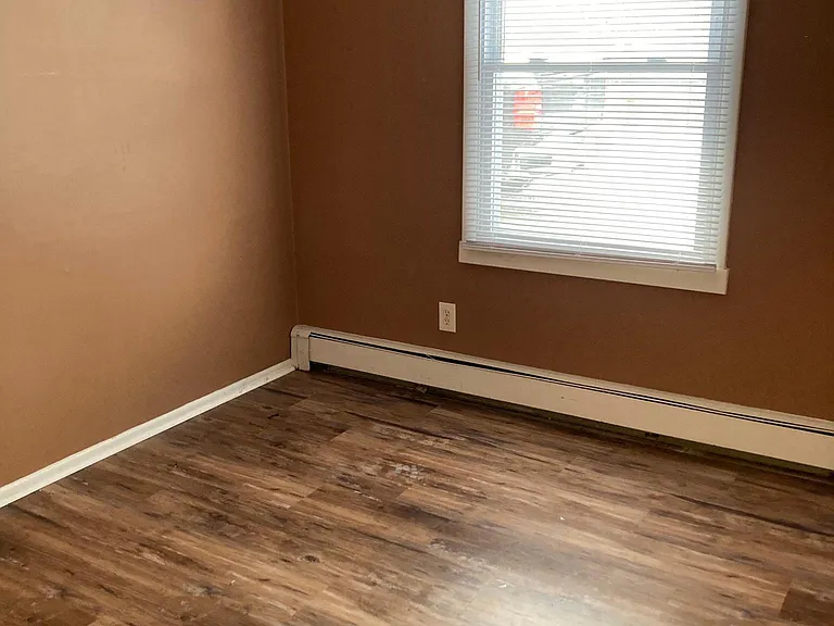 164 Comet St #5 — Photo 11