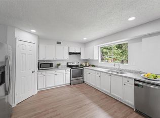 18009 Split Oak Cir, New Caney, TX 77357